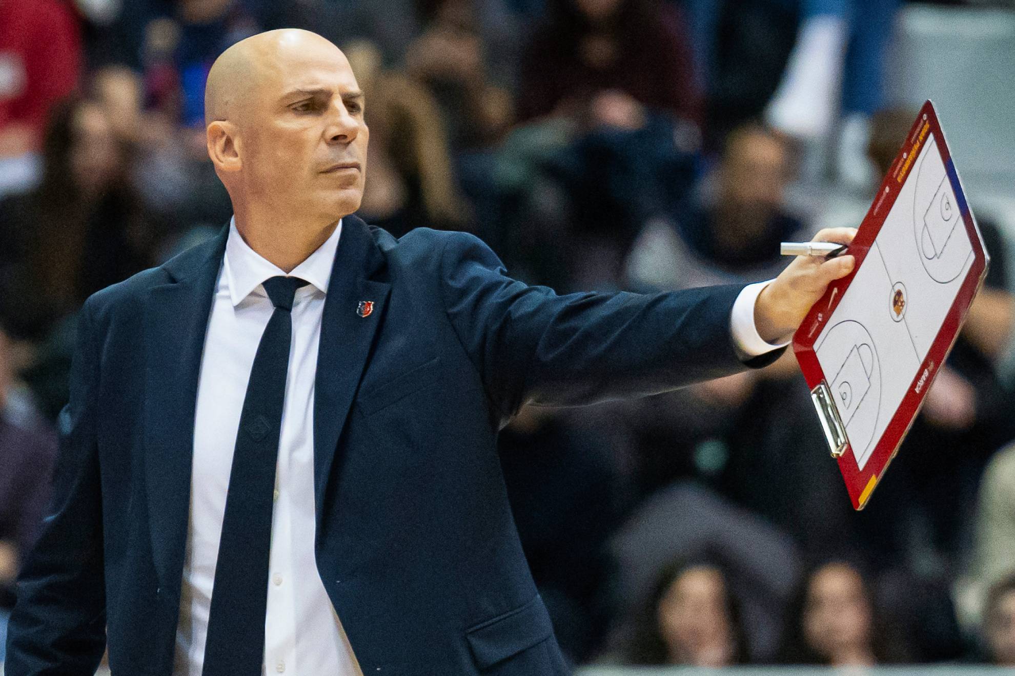 一支踢出现 一支踢出现